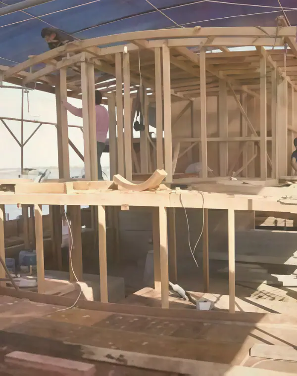 Balinese and Sulawesi artisans work on the interior of the amazing Mutiara Laut.