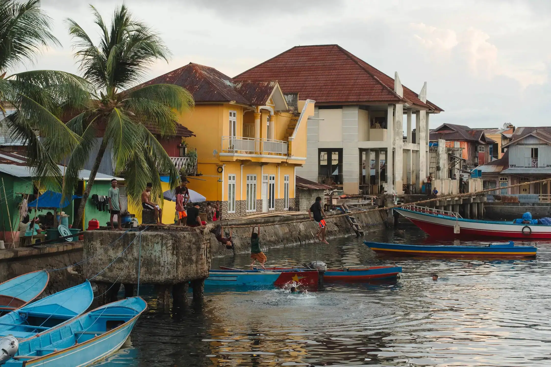 Going to the Spice Islands with Mutiara Laut Private Charter
